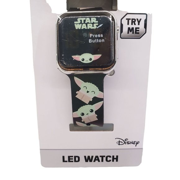 Star Wars Watch Baby Yoda Watch - Picture 3 of 6